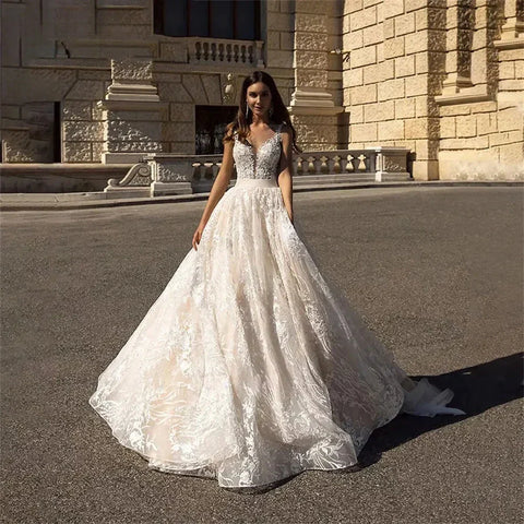Vintage Spaghetti Straps Vestidos De Novia  Elegant V-Neck Wedding Dresses Appliques Sleeveless Vestido De Noiva