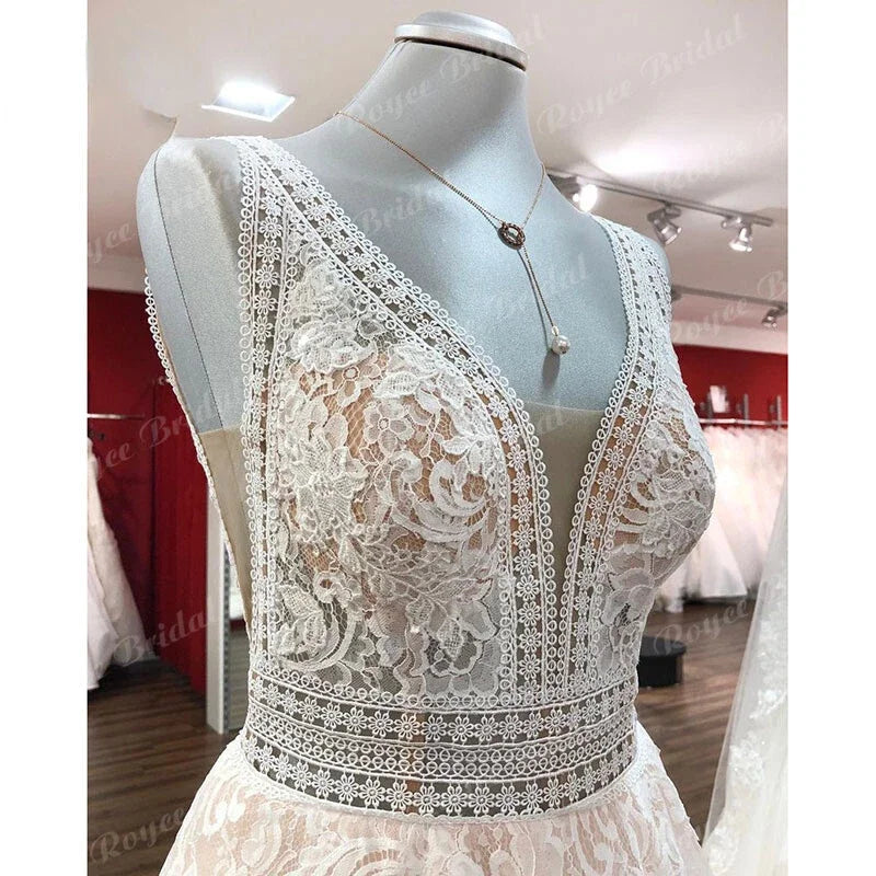 ZapDress Boho Champagne Wedding Dresses Lace Appliques V Neck Sleeveless Sweep Train Bridal Dress Customized