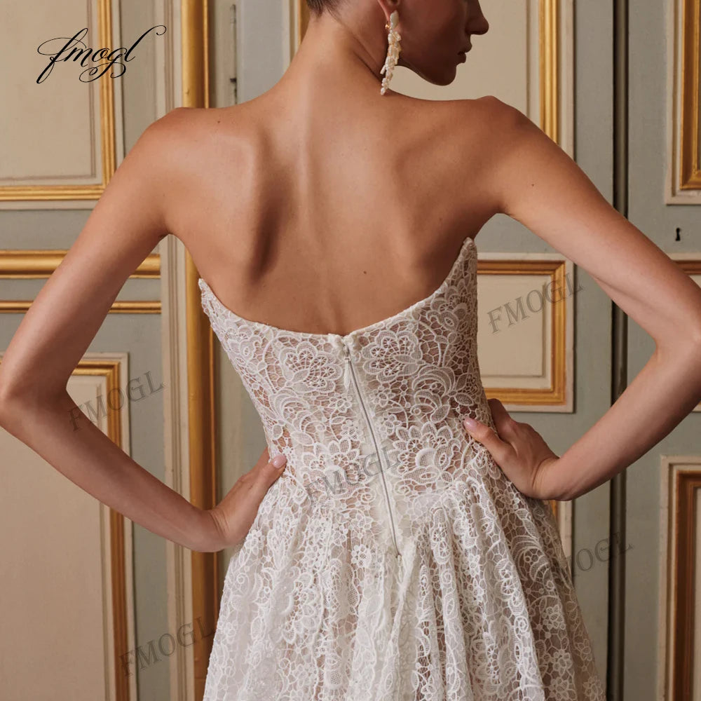 Customized Sexy Sweetheart Lace A Line Wedding Dresses Classic Off The Shoulder Backless Court Train Vintage Bridal Gown