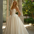 Eightree Boho White A-Line Wedding Dresses Sweetheart Sleeveless Backless Wedding Gown Women Satin Bridal Prom Dress Customized