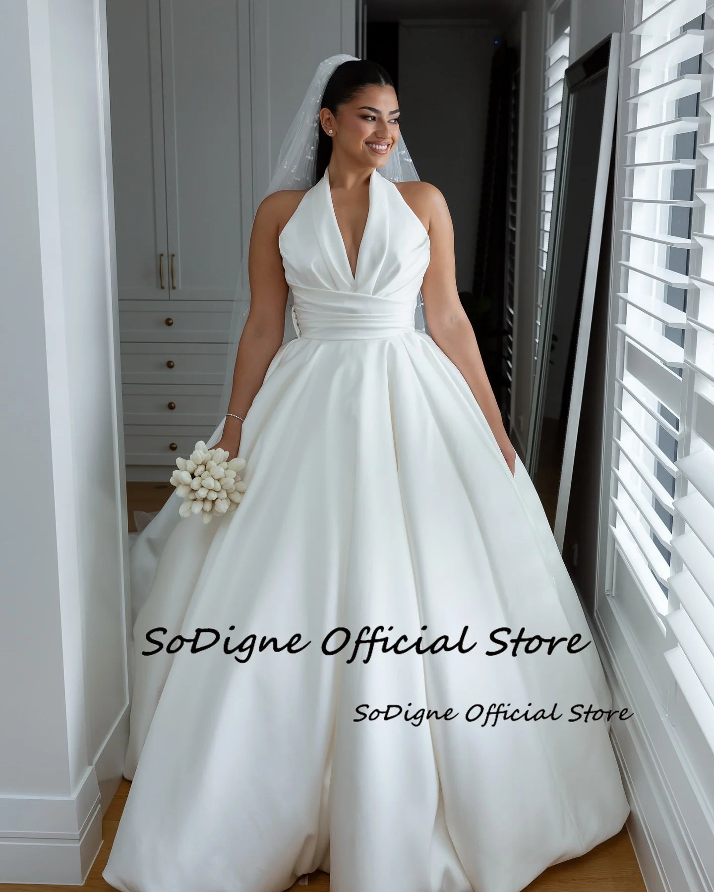 SoDigne A-line Satin Simple Wedding Dresses Sleeveless Halter Bridal Dress Long Wedding Gown Robe De Mairee ﻿Customized