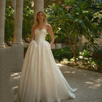 Eightree Boho White A-Line Wedding Dresses Sweetheart Sleeveless Backless Wedding Gown Women Satin Bridal Prom Dress Customized