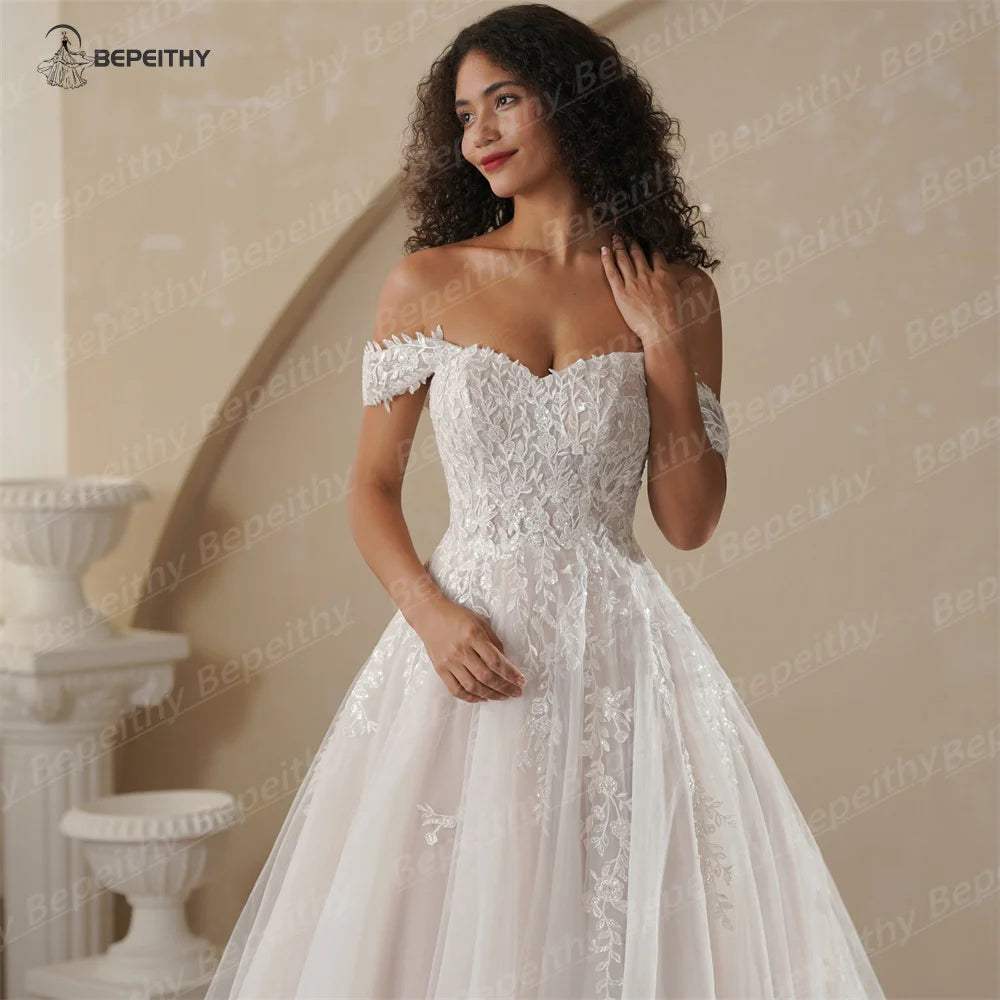 BEPEITHY Customized Strapless A Line Lace Wedding Dresses 2025 Spring Sleeveless Boho Champagne Ivory Bride Beach Bridal Gown
