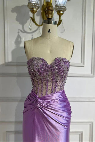 Eirene | Vestido de fiesta largo de satén con escote corazón y sirena morado con cuentas