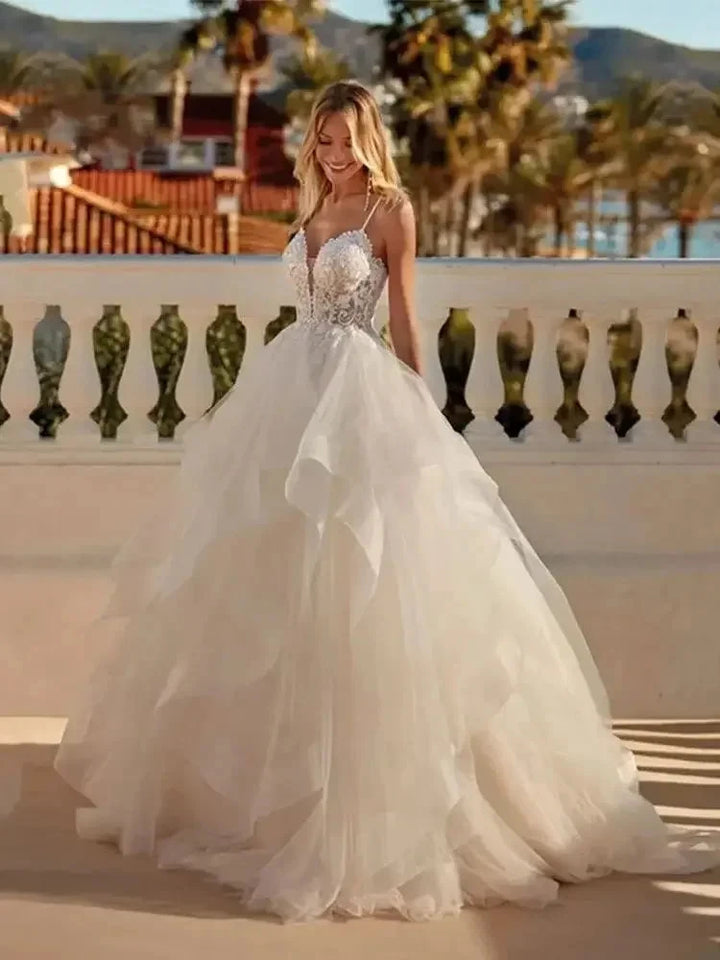Sexy Lace Appliques V Neck Wedding Dresses Exquisite Tiered A Line Tulle Ball Gowns For Woman Formal Bride Beach Party Vestidos by payinti