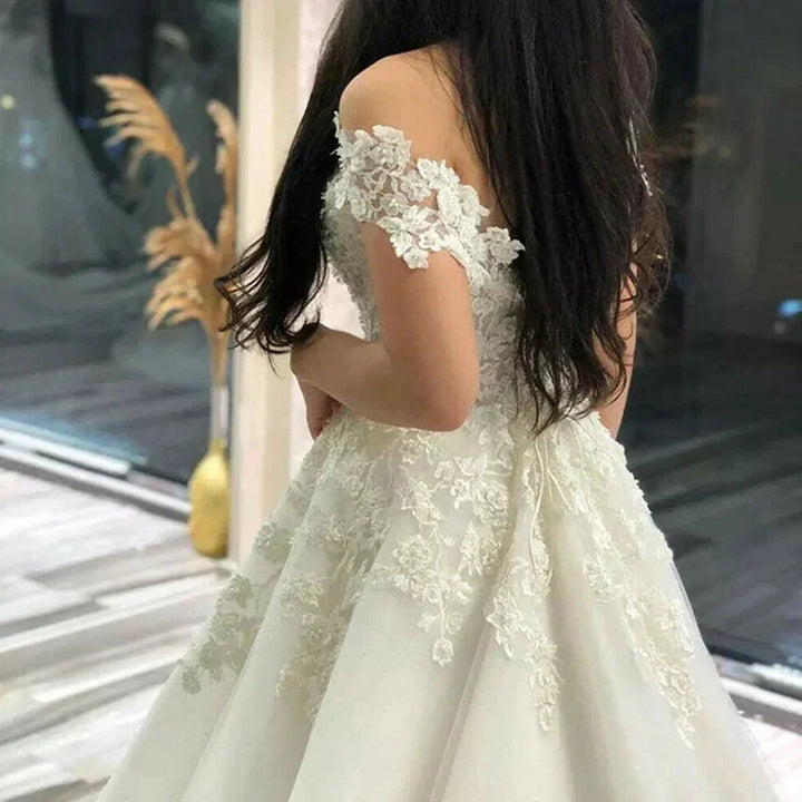 Sexy Off Shoulder Lace Wedding Dress Vintage Women&