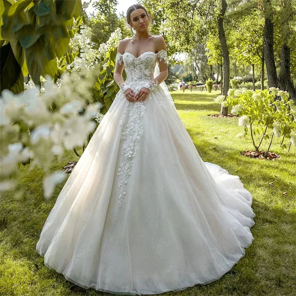 Sexy Off Shoulder Pretty Backless Mopping Wedding Dresses Fascinating Elegant Spaghetti Straps Boho Lace Applique Bride Gown by payinti