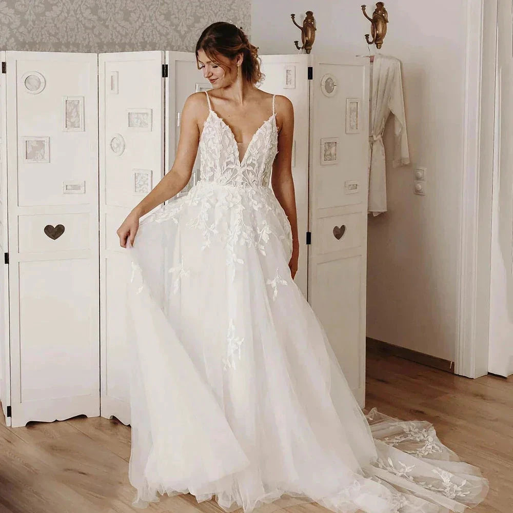 Sexy Off Shoulder Sleeveless Mopping Wedding Dresses Spaghetti Straps V-Neck Simple White Backless Pleat Princess Bride Gowns by payinti