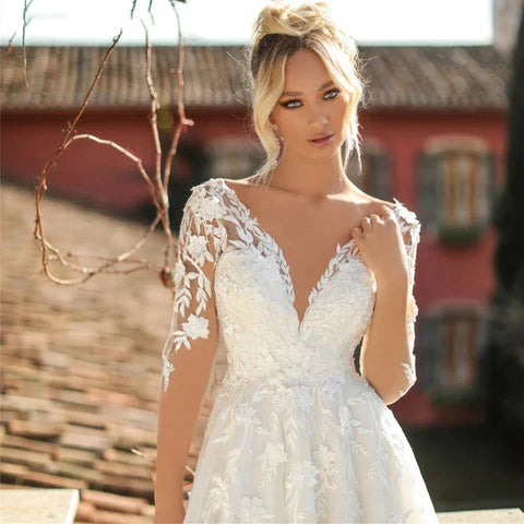 Sexy V Neck Bridal Dresses Long Sleeves Lace Appliques Wedding Gowns For Women Backless Vestidos Robe Noiva Mariage Customized