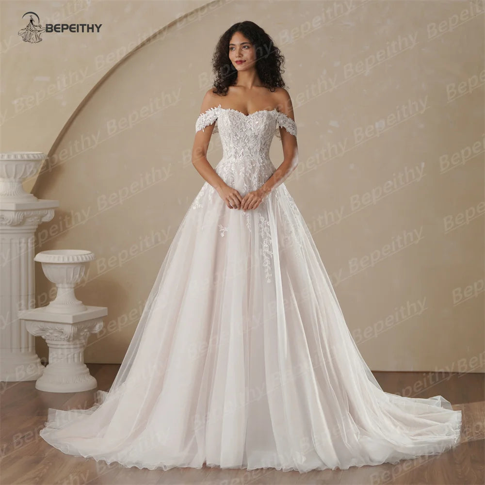 BEPEITHY Customized Strapless A Line Lace Wedding Dresses 2025 Spring Sleeveless Boho Champagne Ivory Bride Beach Bridal Gown