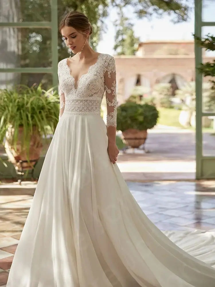 Latest Summer Boho Wedding Dresses Lace Beach Bridal Gowns 2024 Bride Dress V Neckline Wedding Gowns 3/4 Sleeves Illusion Back