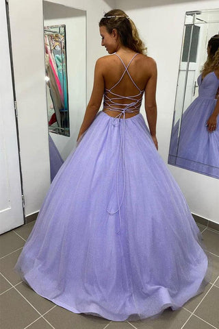 Glänzendes lavendelfarbenes A-Linien-Ballkleid aus Tüll mit V-Ausschnitt und Tasche, PSK367