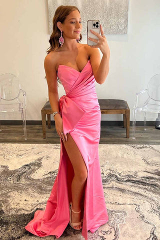 Vestidos de fiesta de satén rosa con hombros descubiertos y abertura SYP90