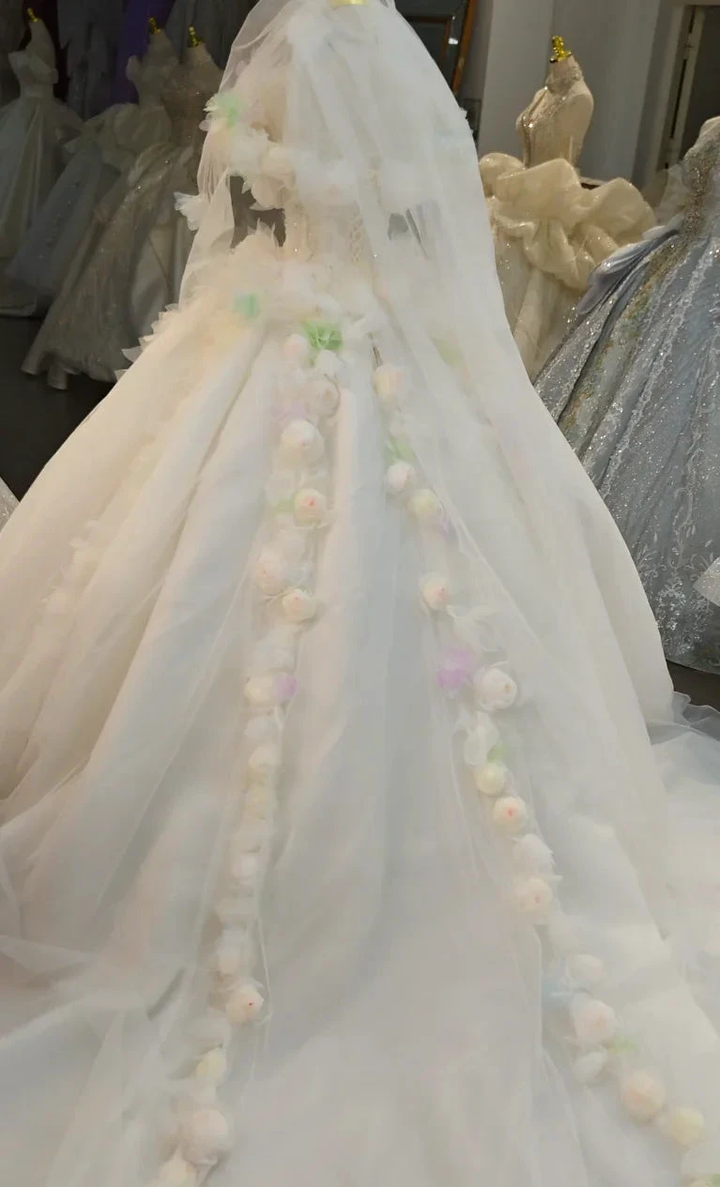 Whimsical Sweetheart Ball Gown Wedding Dress with 3D Pastel Florals &amp; Sheer Tulle Train Ye-2039 by ZAPDRESS