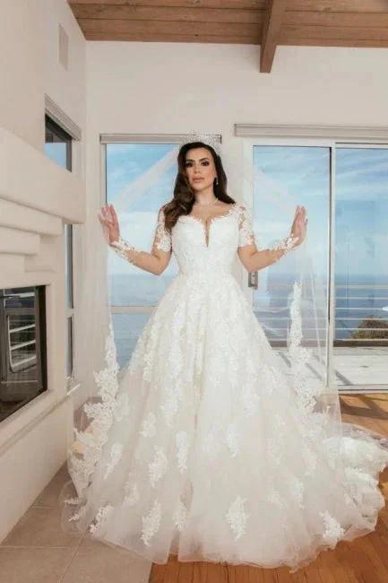 Sweetheart A-Line Floor-Length Appliques Wedding Dress with Tulle by misshow.com