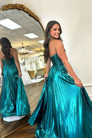 Langes Ballkleid in Smaragdgrün mit herzförmigem Ausschnitt und metallischer Plissee-Optik PSK591