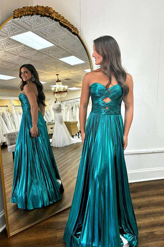 Langes Ballkleid in Smaragdgrün mit herzförmigem Ausschnitt und metallischer Plissee-Optik PSK591