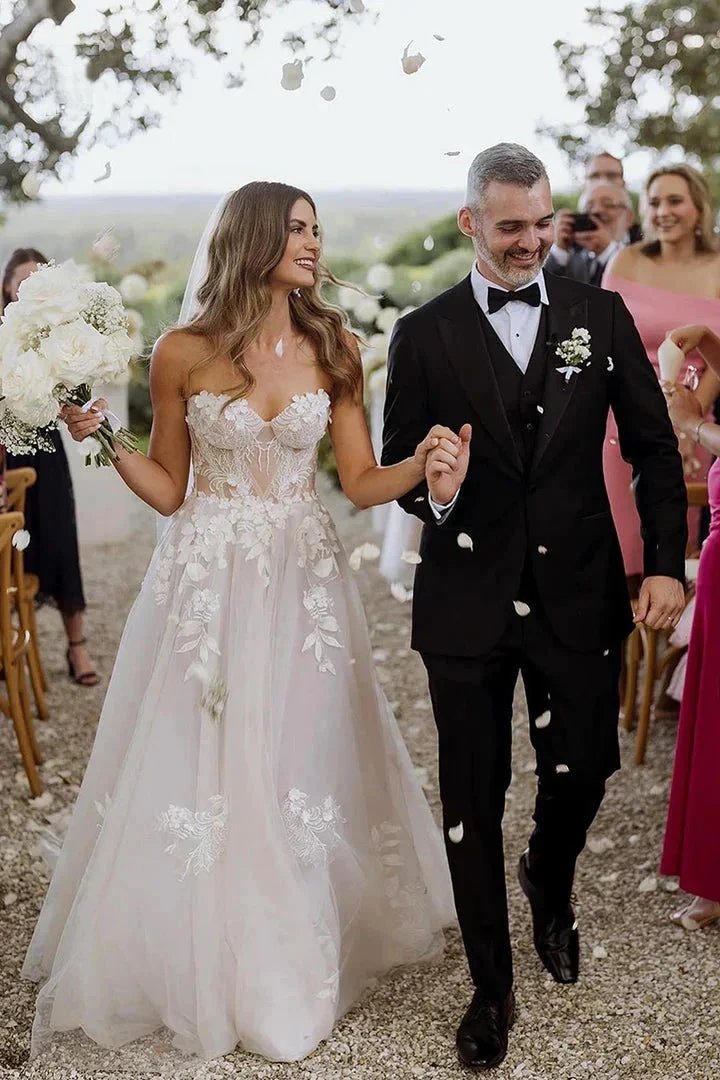 Sweetheart Sleeveless Appliques Lace Boho Wedding Dress Bridal Gown WD660 by pgmdress