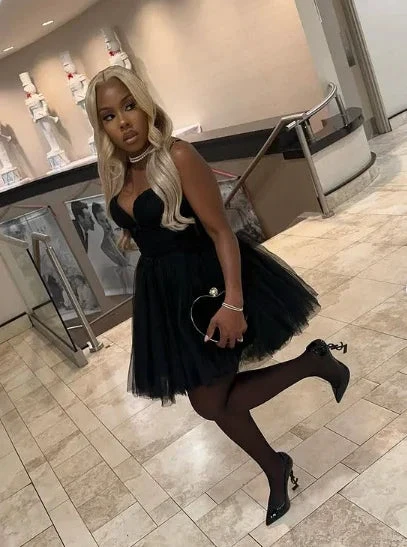 Black Sweetheart Neckline Tulle A Line Homecoming Dress Short Prom Dress Y7923 by simplepromdress