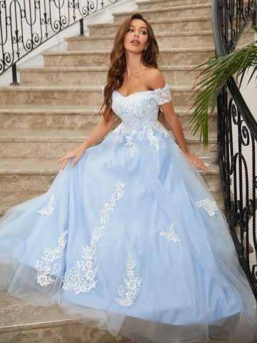 Vestidos de fiesta con apliques de tul y hombros descubiertos SYP165