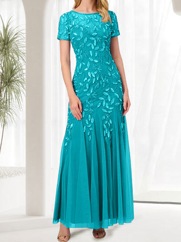 Vestido largo de sirena azul con cuello redondo para madre de la novia con cuentas