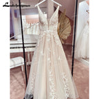 Vintage Lace V-Neck Tulle Wedding Dress Sleeveless Lace Bride Dresses Sexy Backless Open Back Robe De Mariee Customized