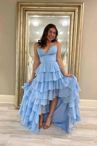 Vestido de fiesta fucsia de gasa con volantes, tirantes y escote en V, con abertura PSK470