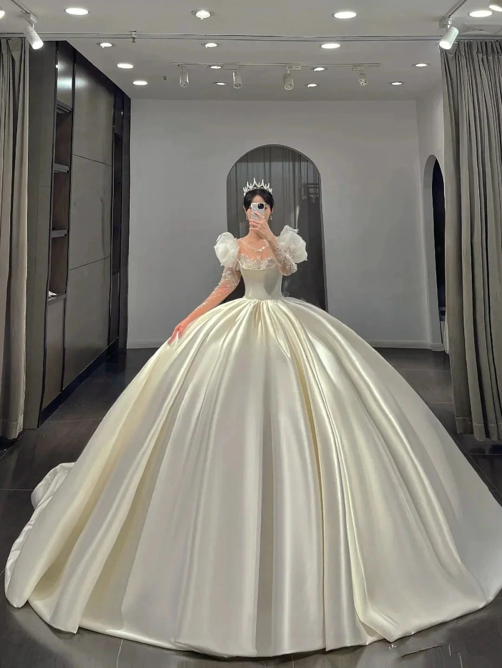 A-line Satin Wedding Dress,Retro White Satin Wedding Dress Y2290 by simplepromdress