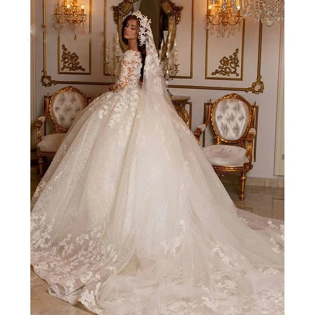 Vintage 2023 Lace Wedding Dresses Princess Ball Gown Beading Bridal Gowns Shinny Tulle Long Sleeves Ivory Dubai Marriage Dress Main Image