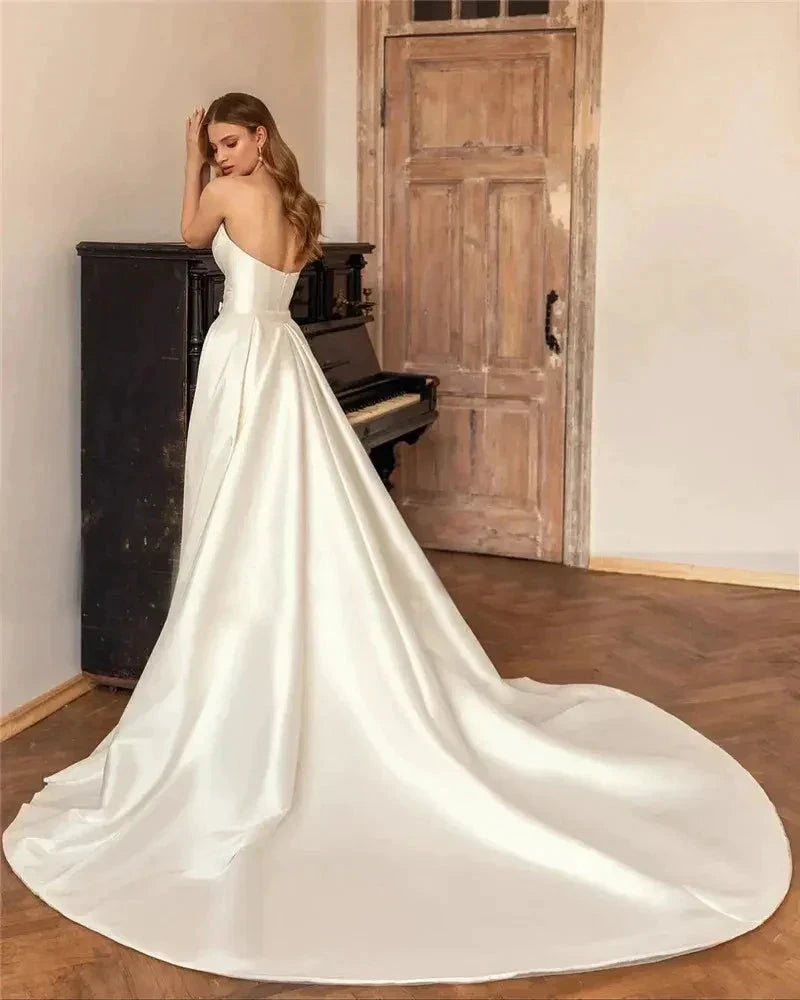 Vintage Spaghetti Straps Wedding Dresses V Neck Sexy Ball Gowns A Line Smooth Pleat Satin Long Court Train Formal Bridal Party by payinti