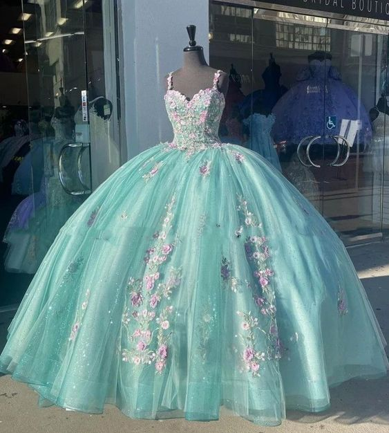 Princess Mint Green Plus Size Quinceanera Dresses Lace Applique Ball Gown Sweet 16 Dress Y6366 Main Image