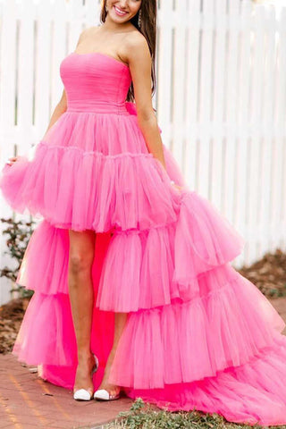 June | A-Linien-Ballkleid aus Tüll mit hohem Ausschnitt und Rüschen, trägerlos