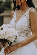 White Princess A-line Tulle Wedding Dress Floor length Bridal Gowns by misshow.com