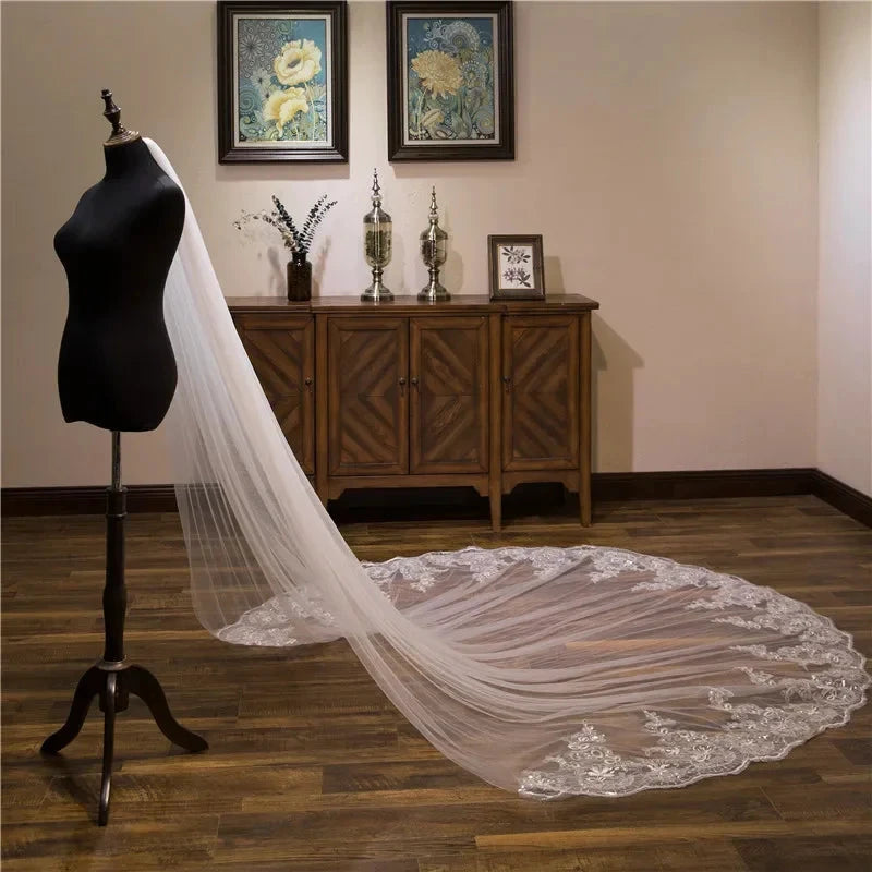 Wholesale white Ivory 3*3 Meter Cathedral wedding veils Lace Appliques Bridal veil by payinti