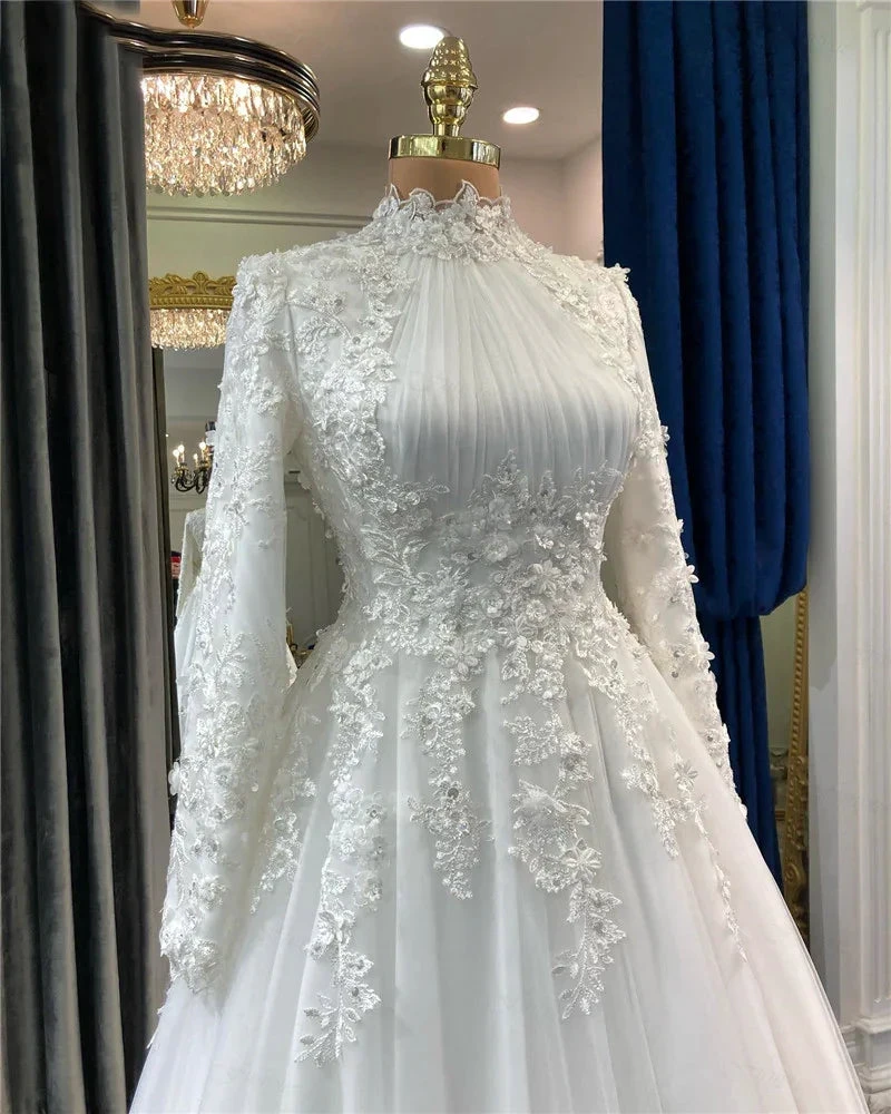 Elegant Muslim Wedding Dress For Bride Appliques Flowers Arabic Dubai Long Sleeves Bridal Dress Y4444 by simplepromdress