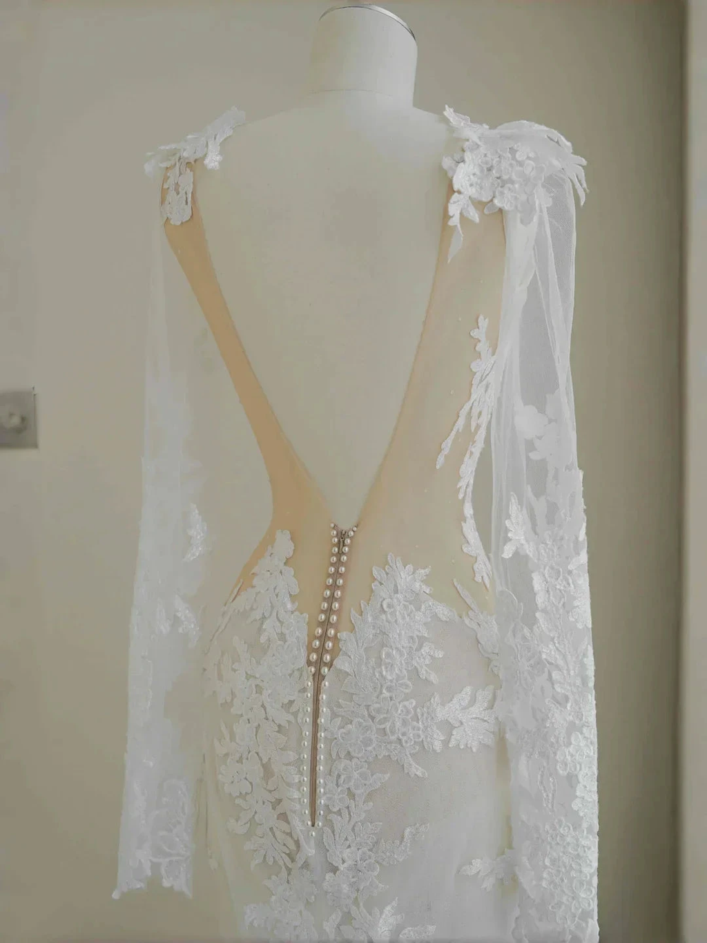 Elegant White Lace Appliques Mermaid Evening Dress,Backless Prom Dress Wedding Dress Y8677 by simplepromdress
