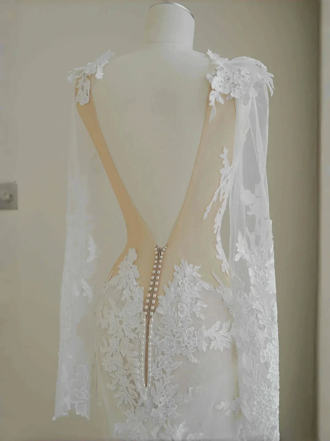 Elegant White Lace Appliques Mermaid Evening Dress,Backless Prom Dress Wedding Dress Y8677 by simplepromdress