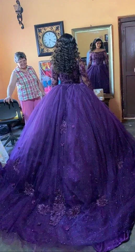 Long Sleeve Quinceanera Dresses with Flowers Applique Special Occasion Dress Ball Gown Sweet 16 Dress Y4309 by simplepromdress