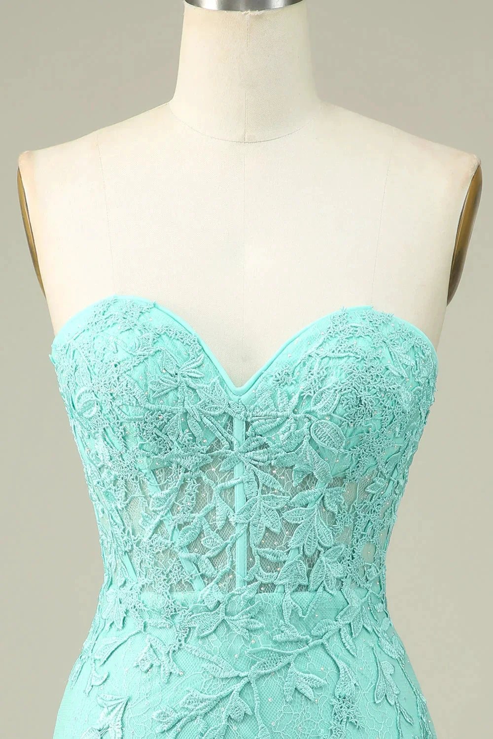 Bodycon Light Green Sweetheart Corset Short Homecoming Dress with Appliques by WEDTREND
