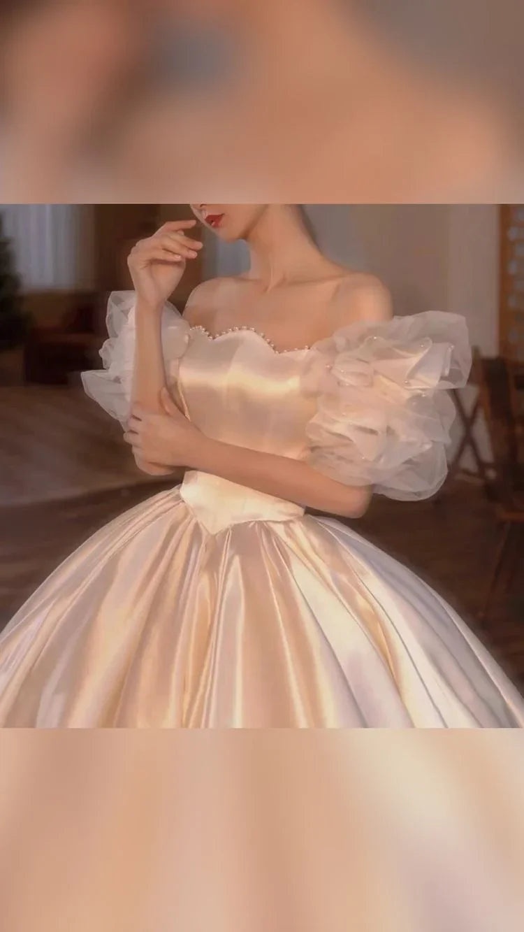 Robe de Mariée en Satin Blanc Ancien Robe de Mariée Charmante Y411