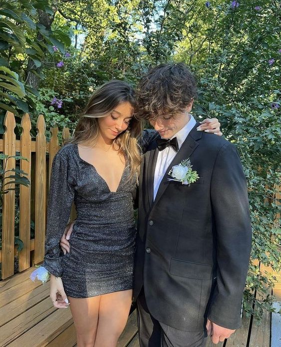 Sexy Black Homecoming Dress with Long Sleeves Black Party Dress Y2144