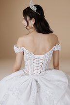 White Off Shoulder Layered Quinceanera Dress Embroidered Applique Tulle Ball Gown (ZD17598)