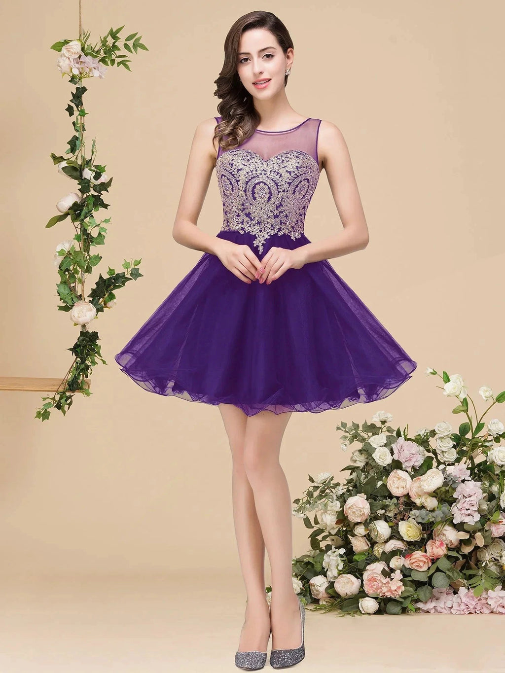 A-line Crew Short Sleeveless Appliques Prom Dresses by misshow.com