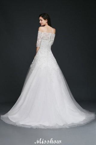 A-Linie Off-the-Shoulder Hofschleppe Tüll Brautkleider mit Knöpfen