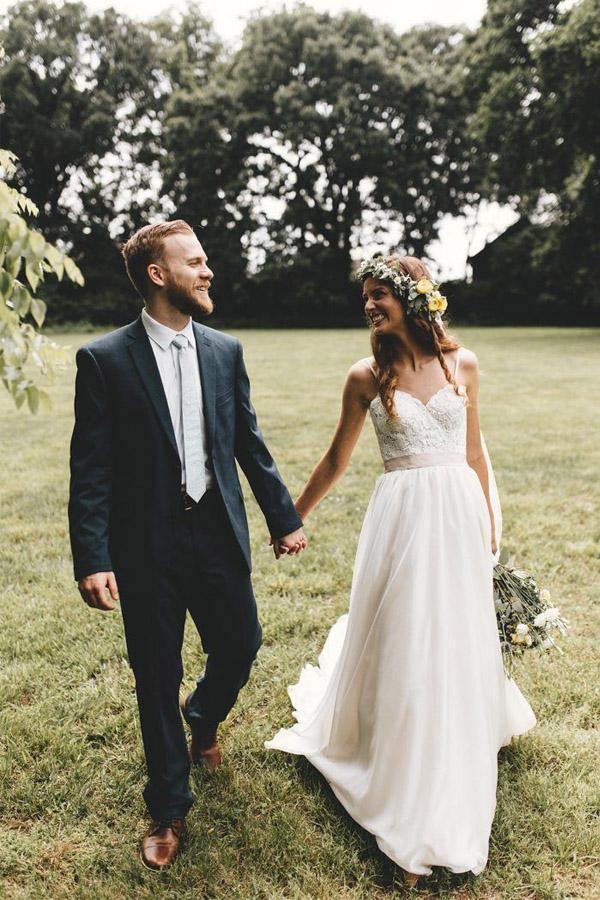 A-Line Spaghetti Straps Sleeveless Wedding Dress With Court Train WD541 Hover Image