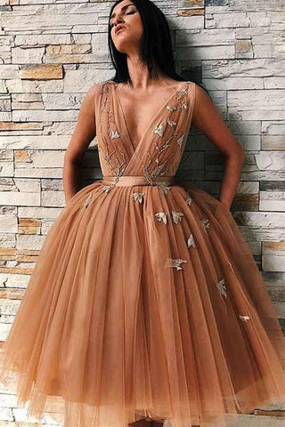 Vestido de fiesta de tul dorado con escote en V, espalda descubierta y apliques, PD227