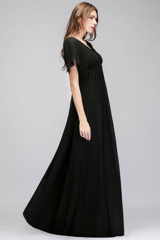 Vestido largo de dama de honor de gasa negra con escote en V y mangas cortas