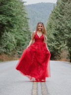 A-Line/Elegant Applique Tulle Sleeveless V-neck Floor-Length Prom Dresses by misshow.com