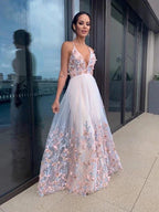 A-Line/Elegant Applique Tulle V-neck Sleeveless Floor-Length Prom Dresses by misshow.com
