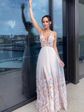 A-Line/Elegant Applique Tulle V-neck Sleeveless Floor-Length Prom Dresses by misshow.com